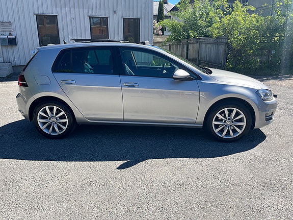 Volkswagen Golf VII