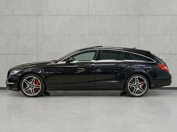 Mercedes-Benz CLS63 2 of 5
