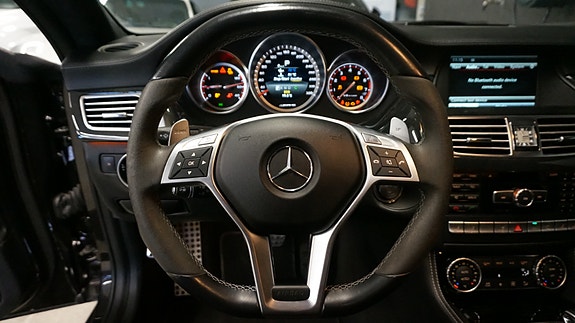 Mercedes-Benz CLS63 15 of 30