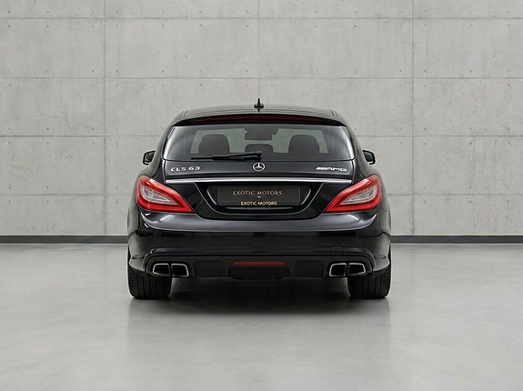 Mercedes-Benz CLS63 4 of 5