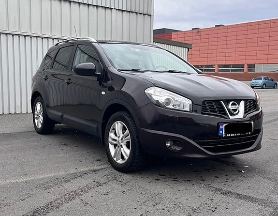 Nissan Qashqai+2 2 of 5