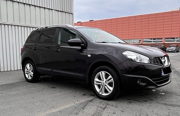 Nissan Qashqai+2 4 of 5