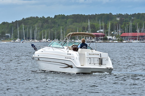 NY PRIS! Velholdt Glastron GS 279 med Volvo Penta 350 hk V8. Motorblokk fra 2017 6 of 30