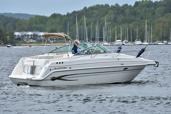 NY PRIS! Velholdt Glastron GS 279 med Volvo Penta 350 hk V8. Motorblokk fra 2017 7 of 30
