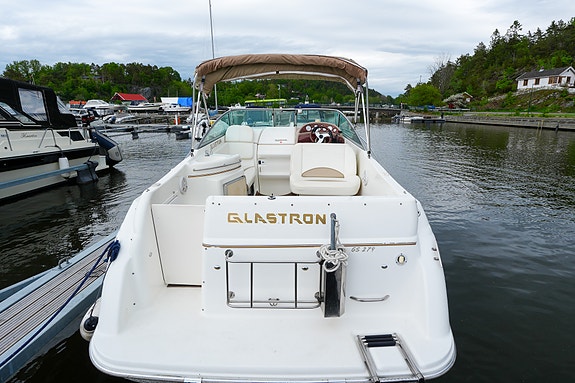 NY PRIS! Velholdt Glastron GS 279 med Volvo Penta 350 hk V8. Motorblokk fra 2017 12 of 30