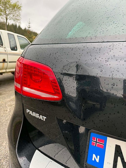 Volkswagen Passat 6 of 27
