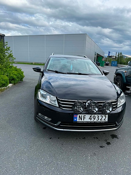 Volkswagen Passat 23 of 27