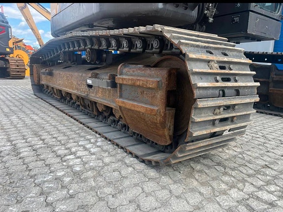 Volvo ECR 355 EL med nytt understell 26 of 30