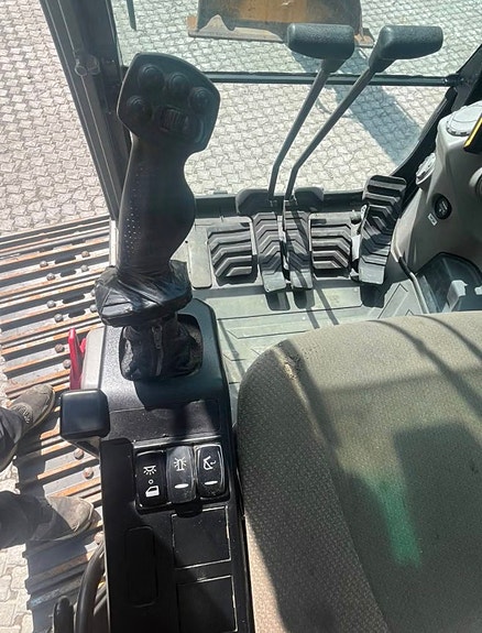 Volvo ECR 355 EL med nytt understell 2 of 30