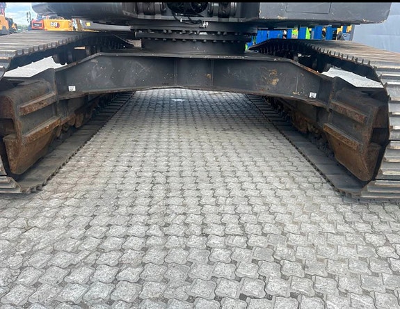 Volvo ECR 355 EL med nytt understell 22 of 30