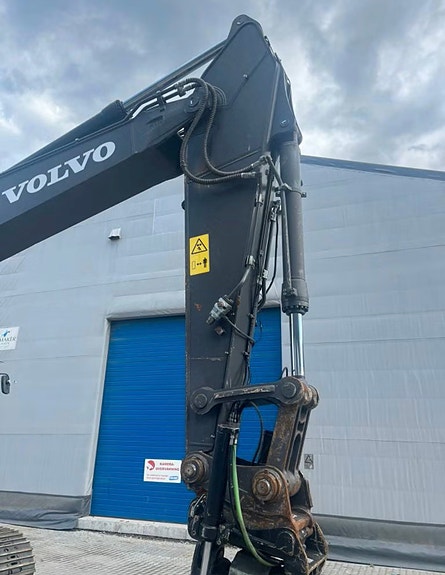Volvo ECR 355 EL med nytt understell 8 of 30
