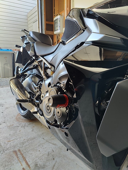 Suzuki GSX-S 1000 GT 14 of 21