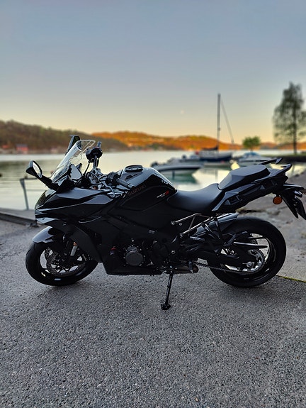 Suzuki GSX-S 1000 GT 8 of 21