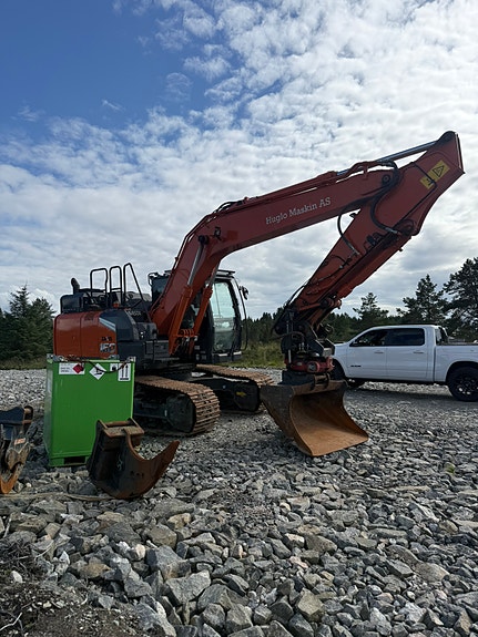Hitachi ZX160LC-7 2022 | 1380 timer | Rototilt R5 | L5 GPS 11 of 15