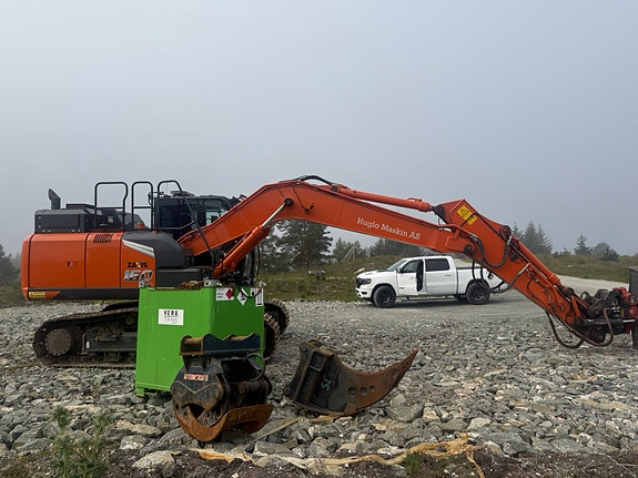 Hitachi ZX160LC-7 2022 | 1380 timer | Rototilt R5 | L5 GPS 9 of 15