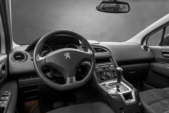 Peugeot 5008 13 of 24