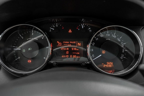 Peugeot 5008 18 of 24
