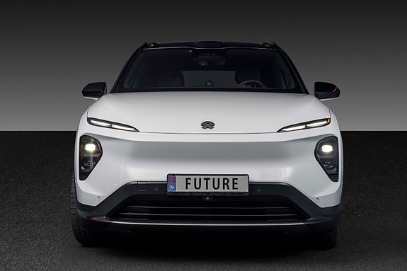 NIO EL7 2 of 5
