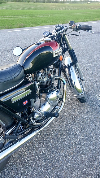 Triumph BONNEVILLE 5 of 10