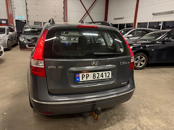 Hyundai i30 4 of 5