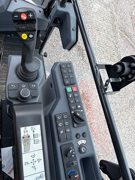 Bobcat L95 / Snöfräs / S o V Däck 6 of 6
