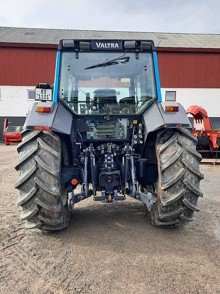 Valtra 8150 TURBO 2004, kr 375 000,-