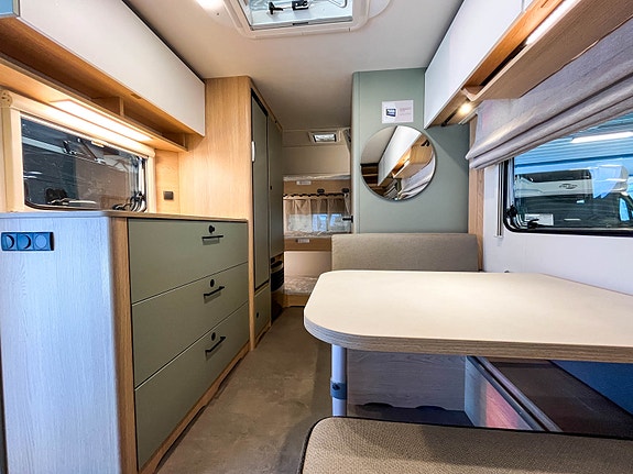 LMC Style 490 K | trippelkøye | gulvvarme | dusj | 10 of 23