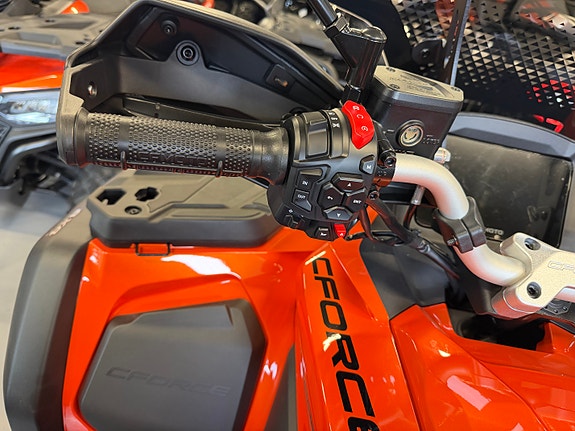 CFMOTO CFORCE 1000 - 5års Garanti - 105km/t ABS - SERVO - VINSJ - LEDLYS - STOR INFO SKJERM - 3 KJØREMODUS / WORK / NORMAL / SPORT 11 of 21