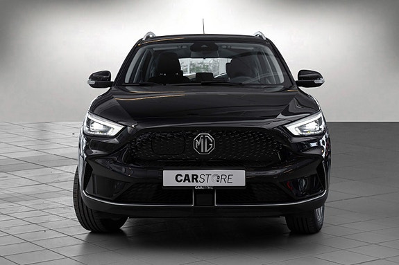MG ZS EV 3 of 5