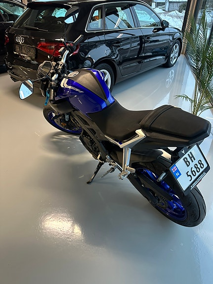 Yamaha MT-125 3 of 5