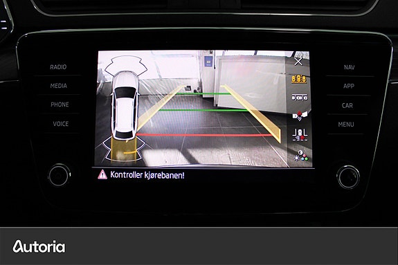 Skoda Superb 16 of 25