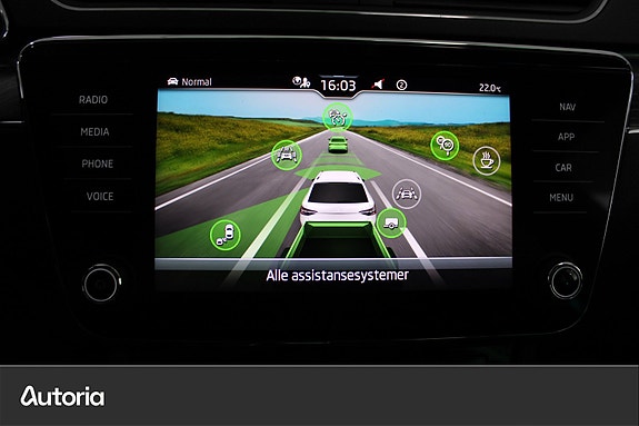 Skoda Superb 14 of 25