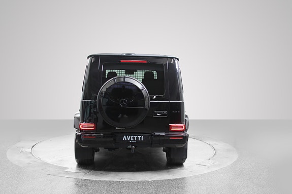 Mercedes-Benz G63 8 of 30