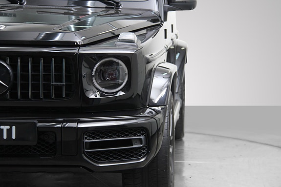 Mercedes-Benz G63 14 of 30