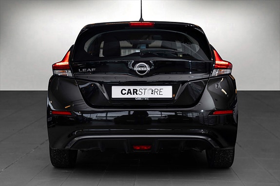 Nissan Leaf 5 of 5