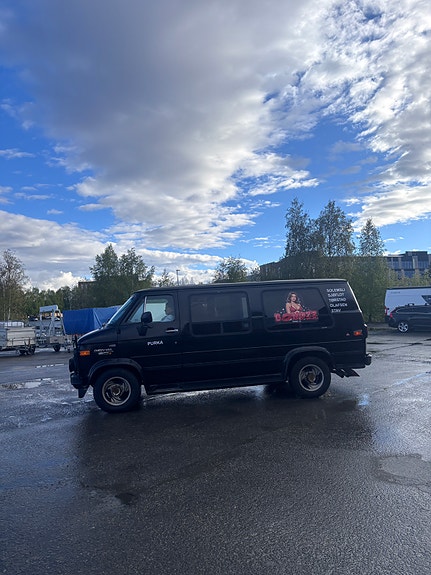 Chevrolet Van 1992 photo 2