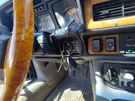 Jaguar XJS 17 of 18