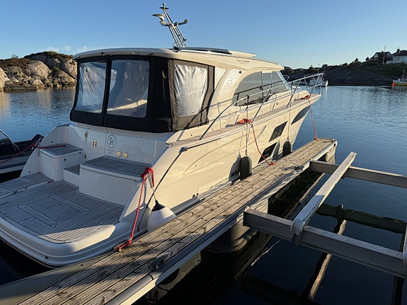Marex 360 CC –  To motorer| Topp utstyrt | Klar for nye eiere 4 of 5
