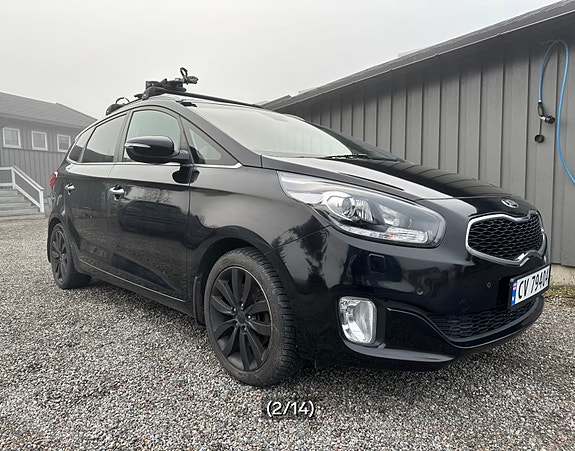 Kia Carens 3 of 14