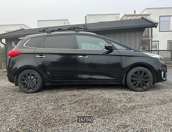 Kia Carens 4 of 14