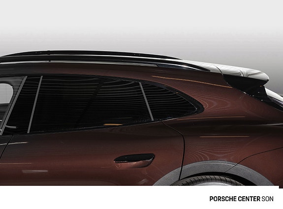 Porsche Taycan Cross Turismo 12 of 30