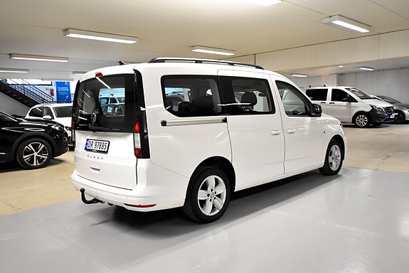 Volkswagen Caddy Maxi 29 of 30