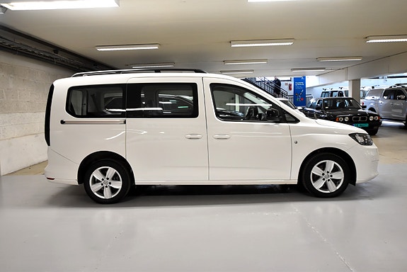 Volkswagen Caddy Maxi 28 of 30