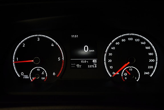 Volkswagen Caddy Maxi 13 of 30