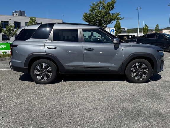 KGM Torres EVX 4 of 5