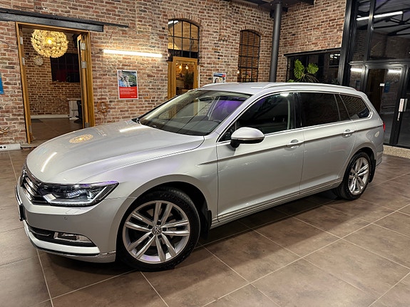 Volkswagen Passat 7 of 30