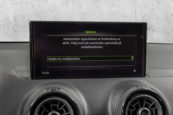 Audi Q2 24 of 26