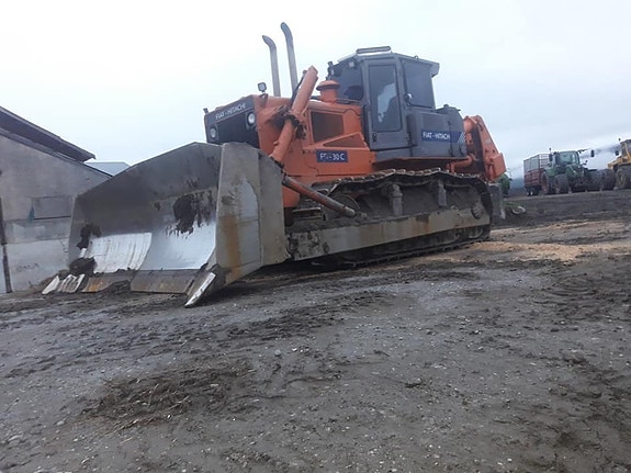 Fiat-Hitachi Dozer fiat-hitachi fd-30c 2 of 7