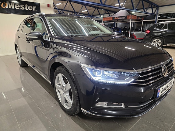 Volkswagen Passat 5 of 23