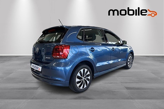 Volkswagen Polo 3 of 5